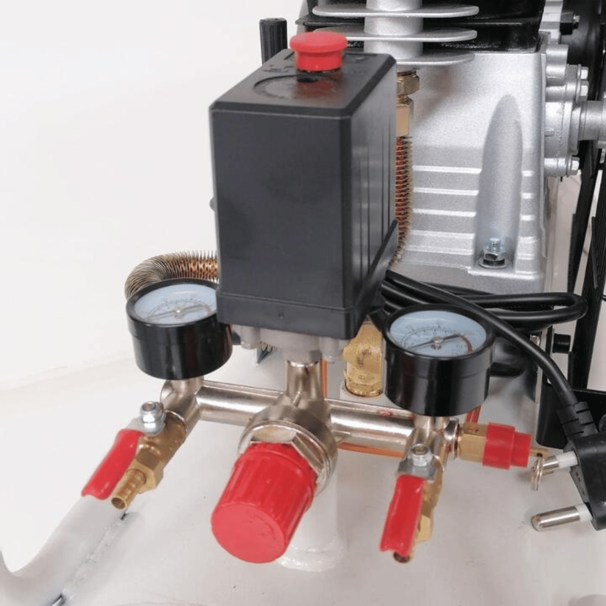 100L Belt Driven Compressor - Image 3